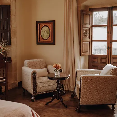 Palacio De Caranceja 4* Reocín